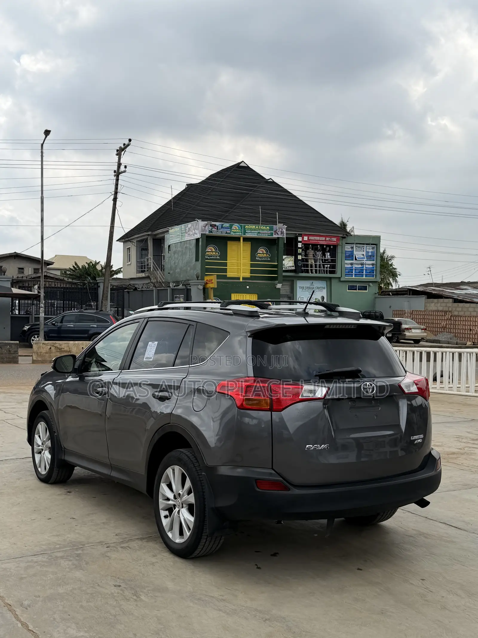 Toyota RAV4 Limited 4dr SUV AWD (2.5L 4cyl 6A) 2014 Gray