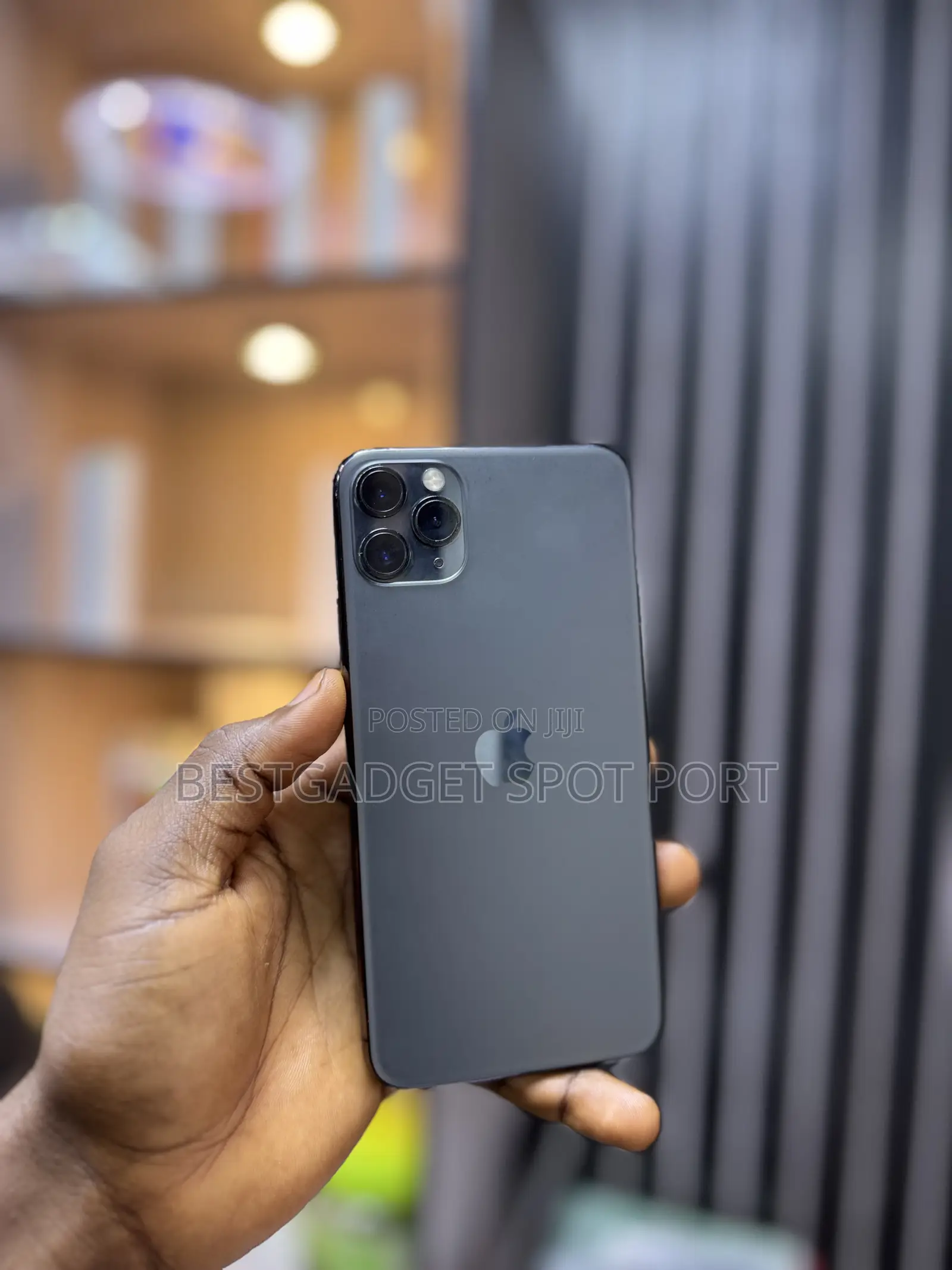 Apple iPhone 11 Pro Max 64 GB