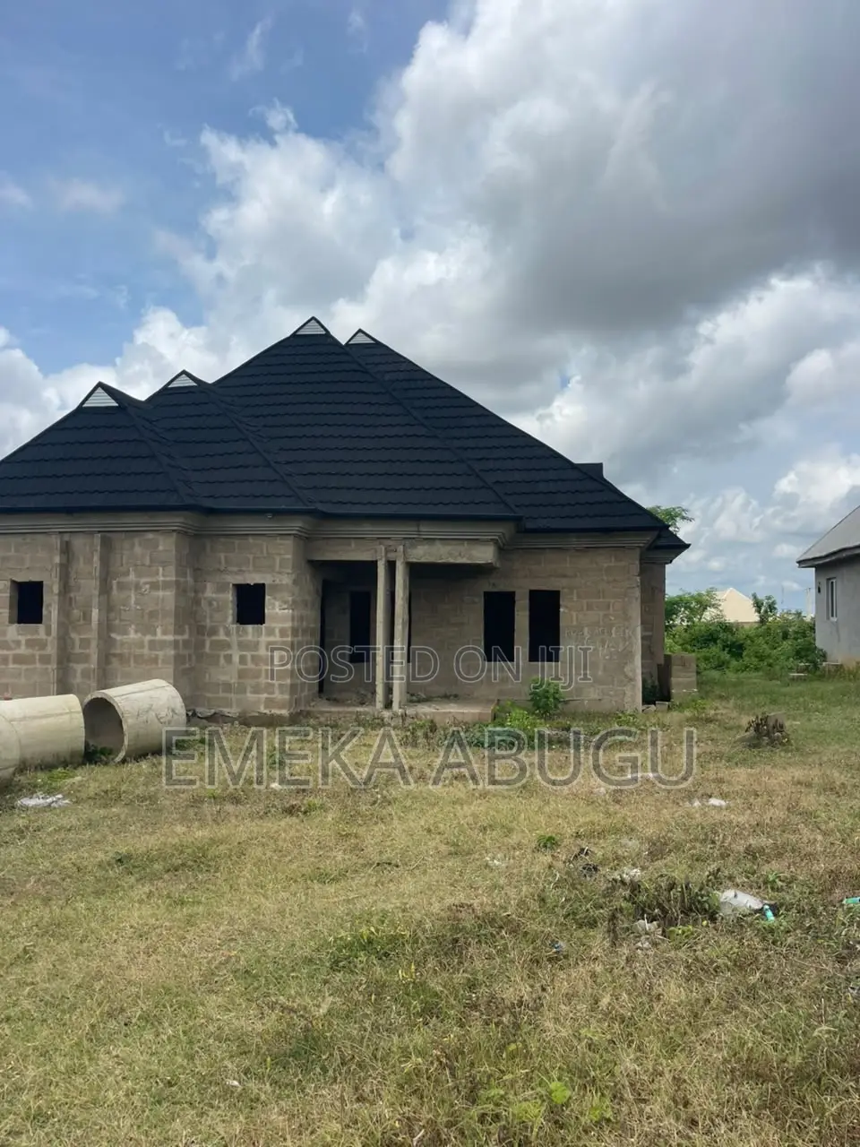 3bdrm Bungalow in Akala Express for sale