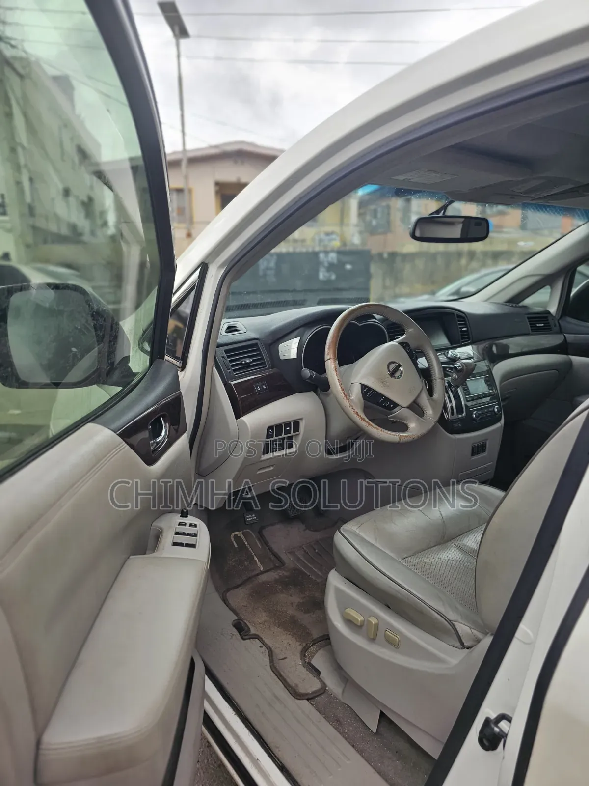 Nissan Quest 2010 White