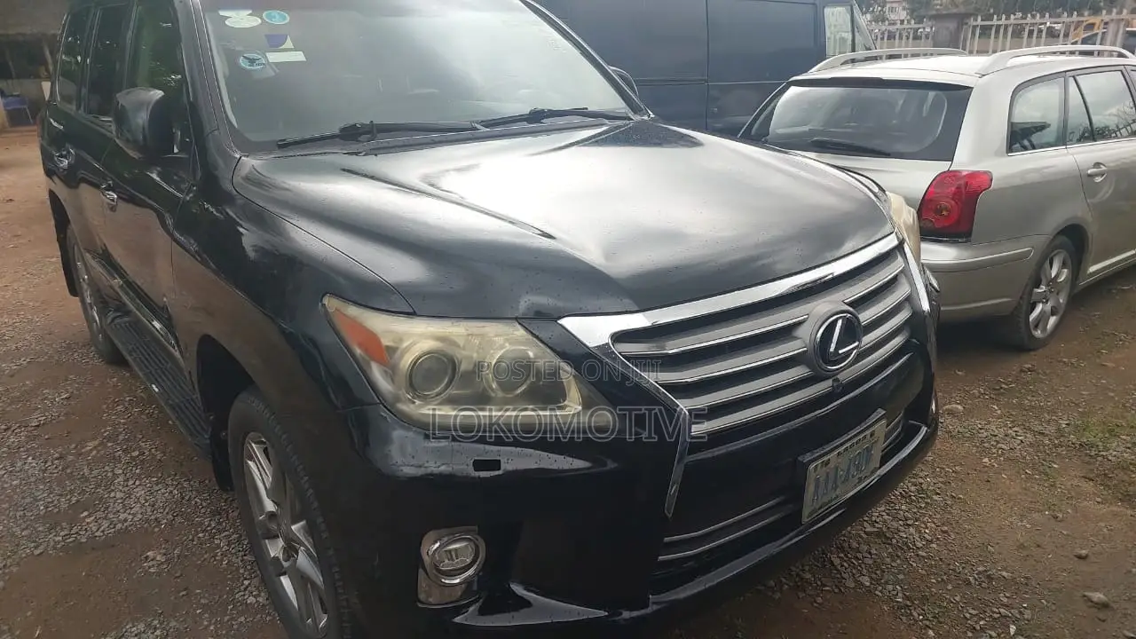 Lexus LX 570 AWD 2014 Black