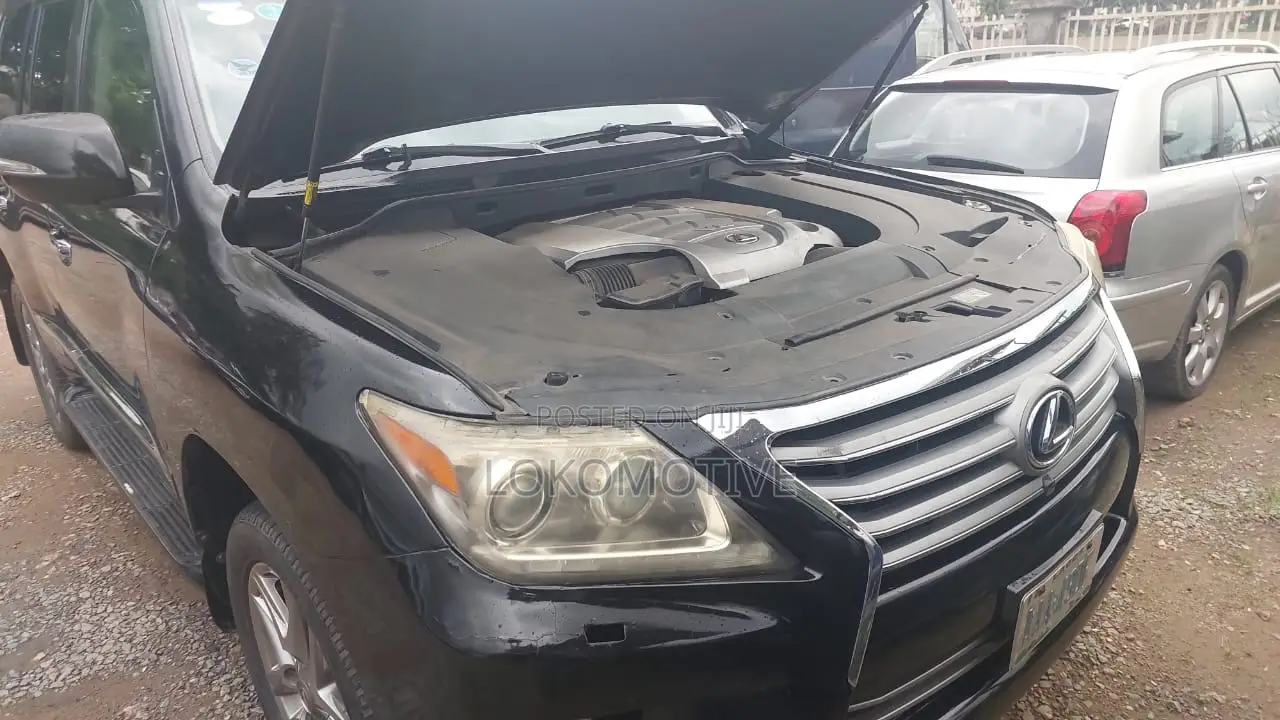 Lexus LX 570 AWD 2014 Black