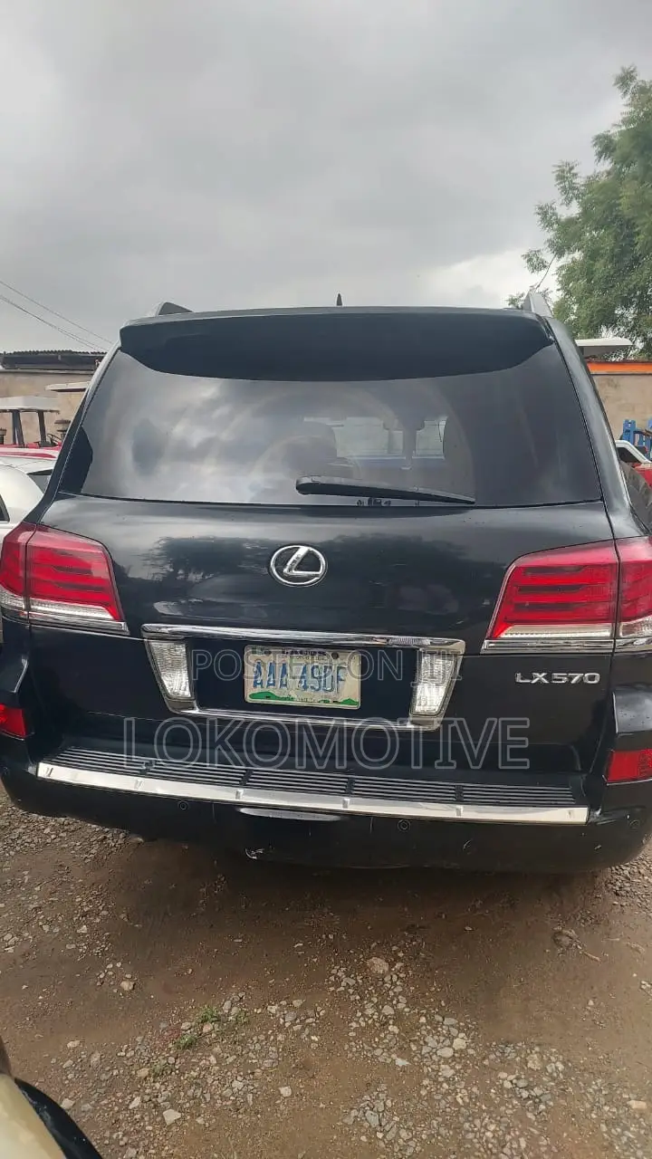 Lexus LX 570 AWD 2014 Black