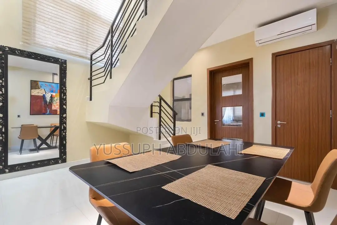 2 Bedrooms Lekki Phase1