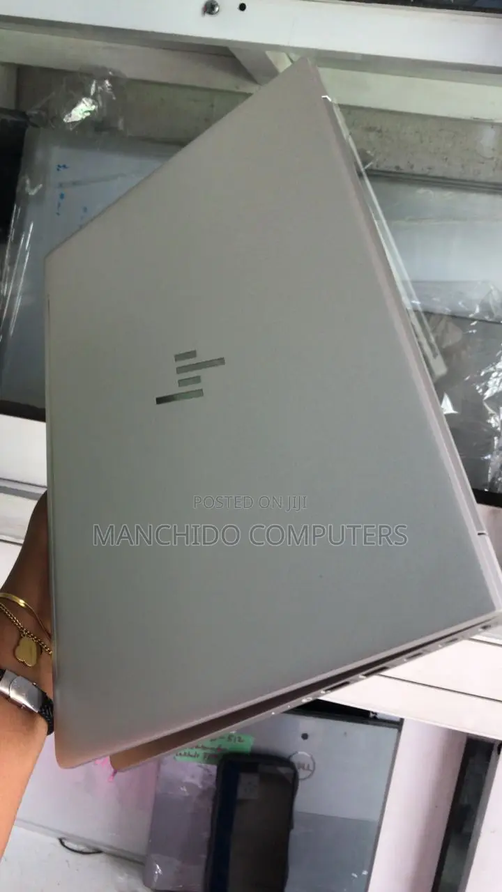 Laptop HP EliteBook 640 G10 16GB Intel Core i5 SSD 512GB