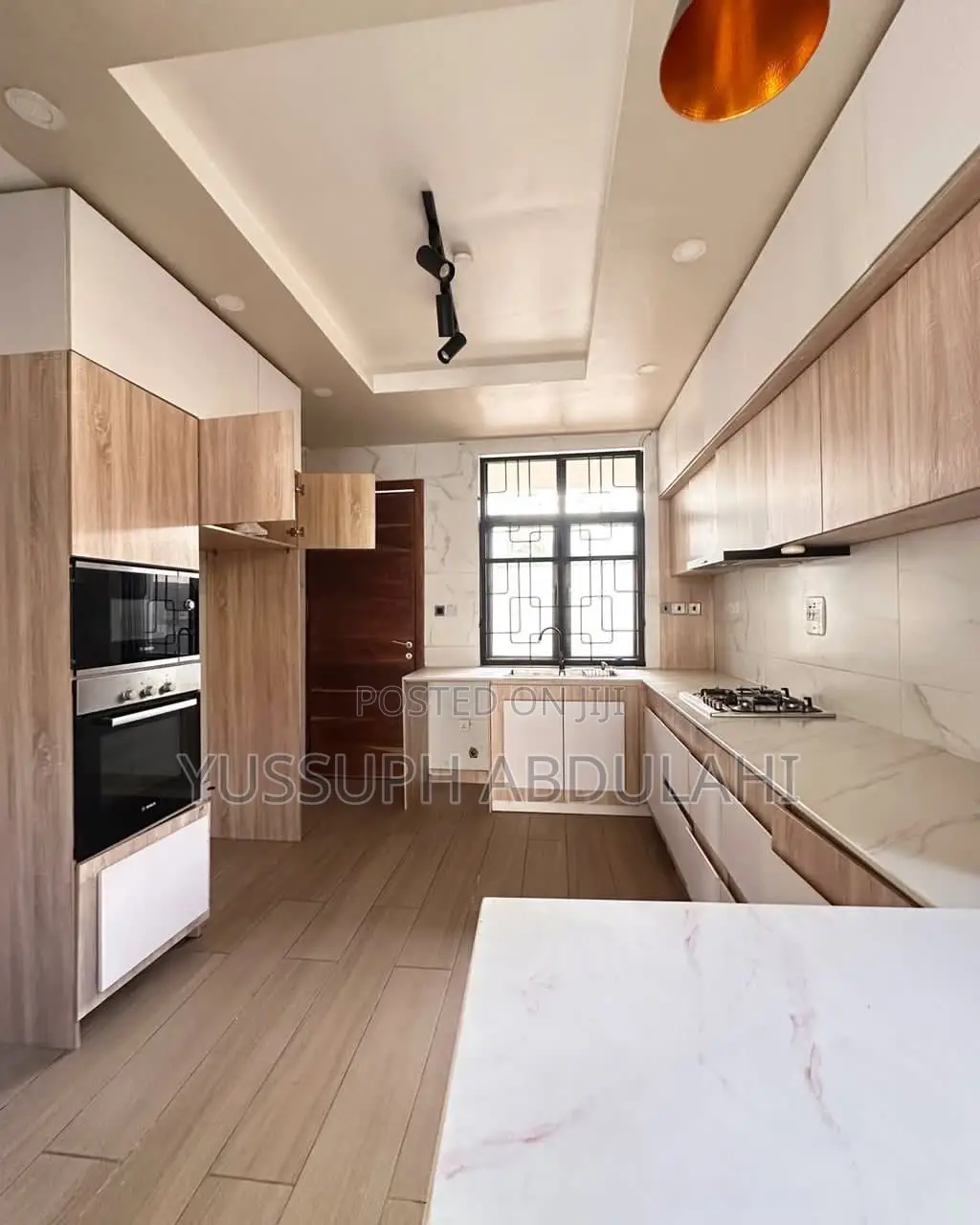 4bdrm Townhouse / Terrace in Lekki Phase1 for rent