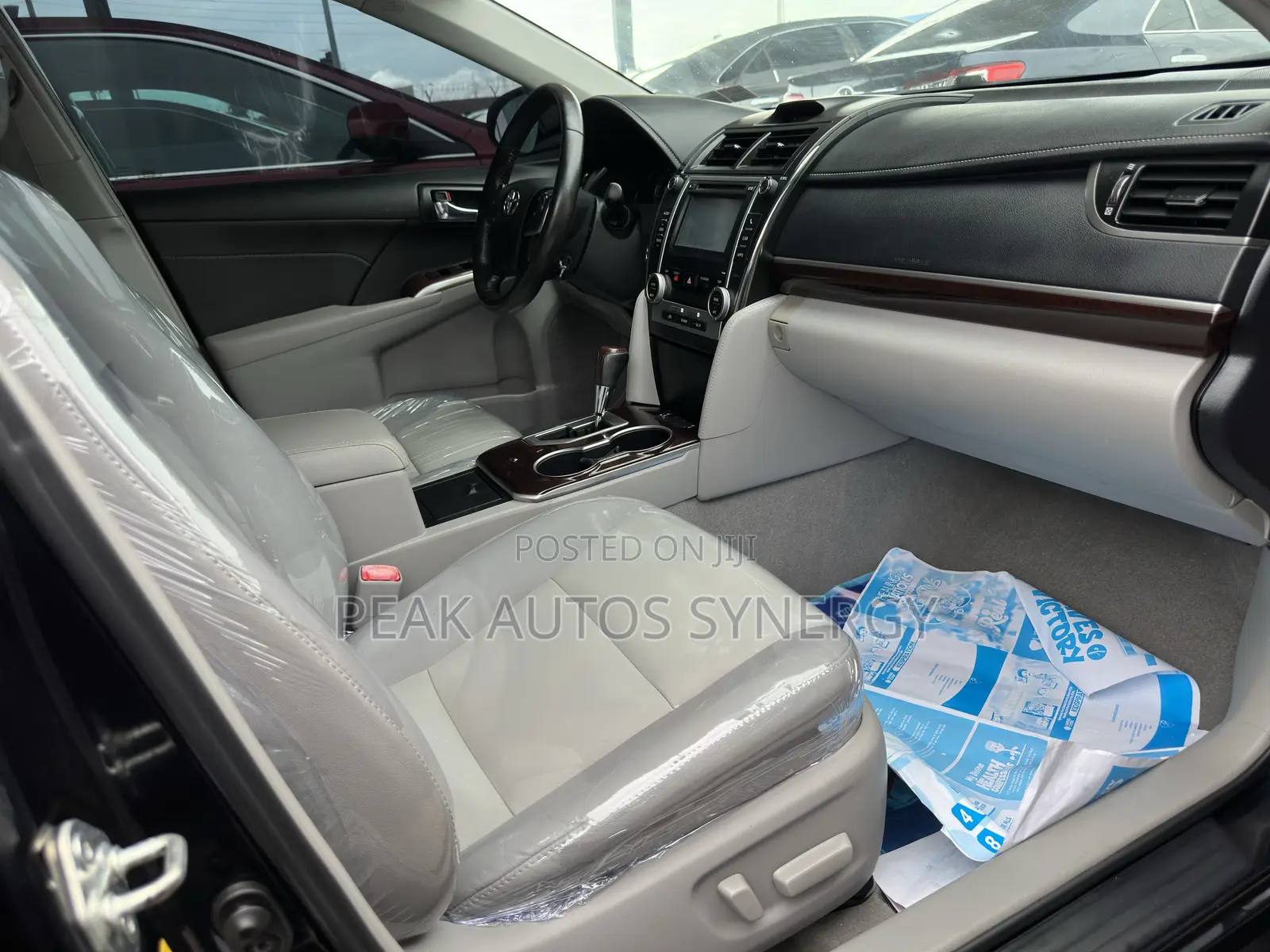 Toyota Camry XLE 4dr Sedan (2.5L 4cyl 6A) 2013 Black
