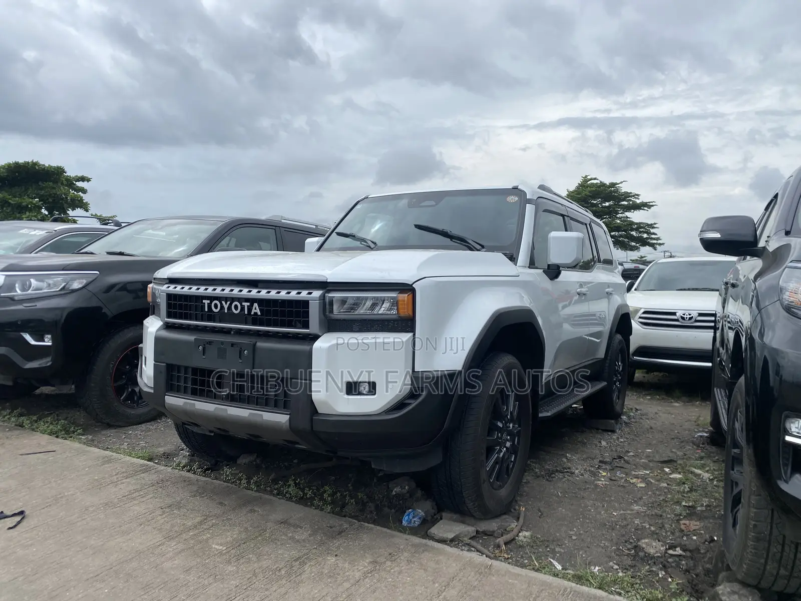 Toyota Land Cruiser Prado 2025 White