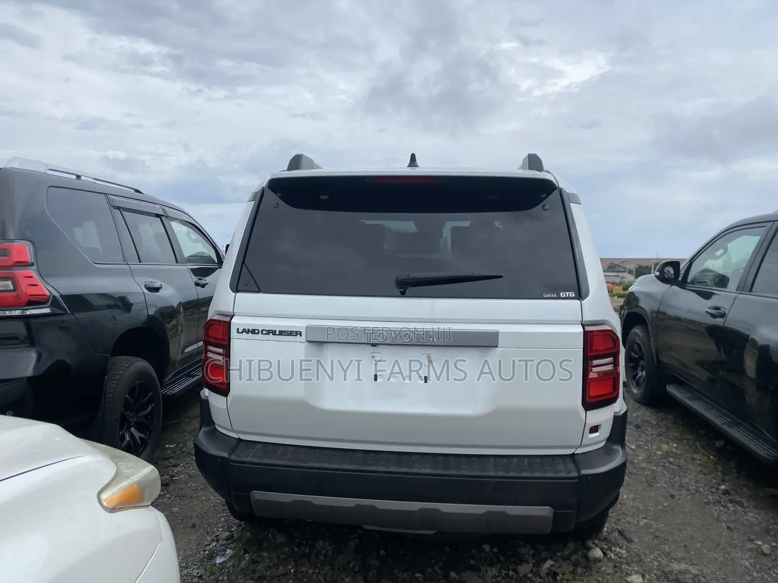 Toyota Land Cruiser Prado 2025 White