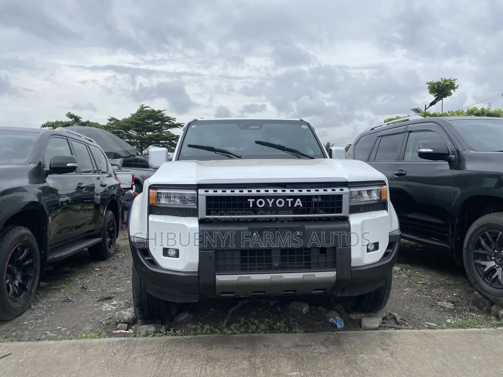 Toyota Land Cruiser Prado 2025 White