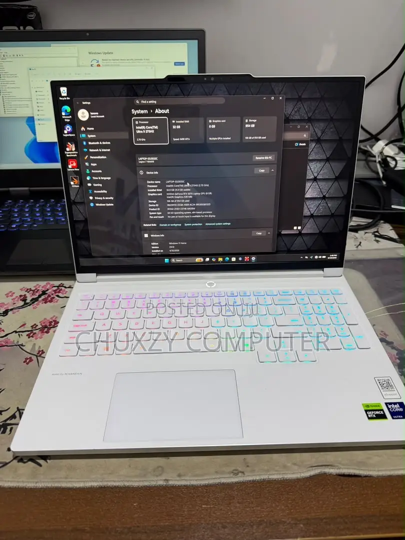 New Laptop Lenovo Legion 7 32GB Intel Core Ultra 9 SSD 1T