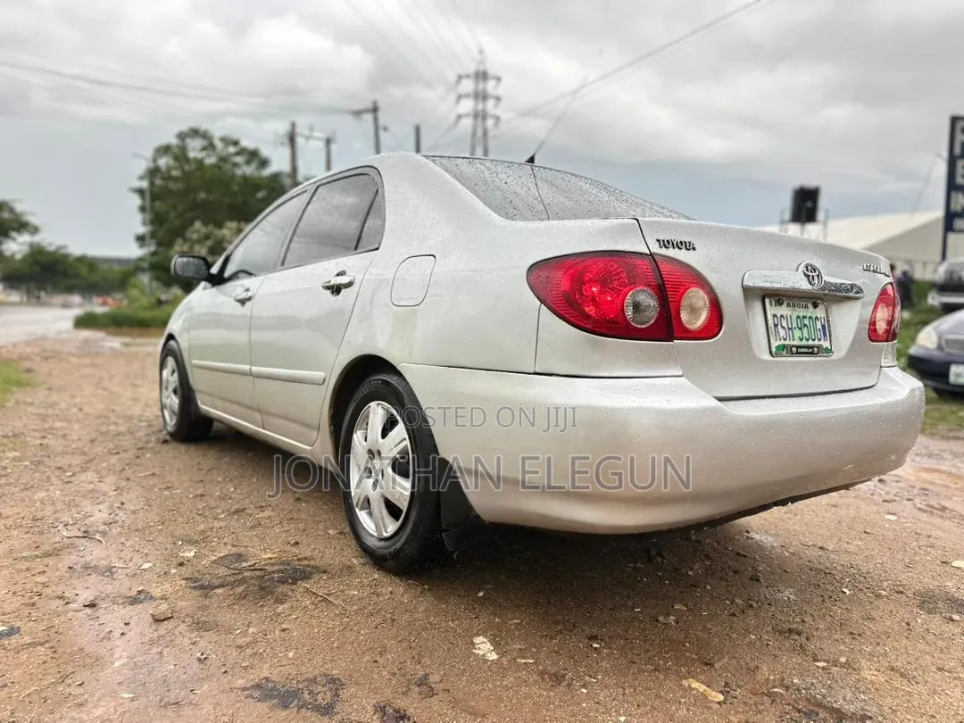 Toyota Corolla LE 2006 Silver