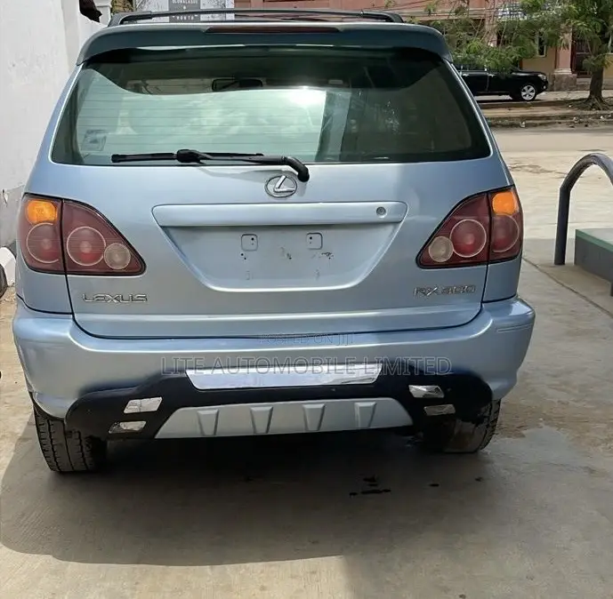 Lexus RX 300 2WD 2000 Blue
