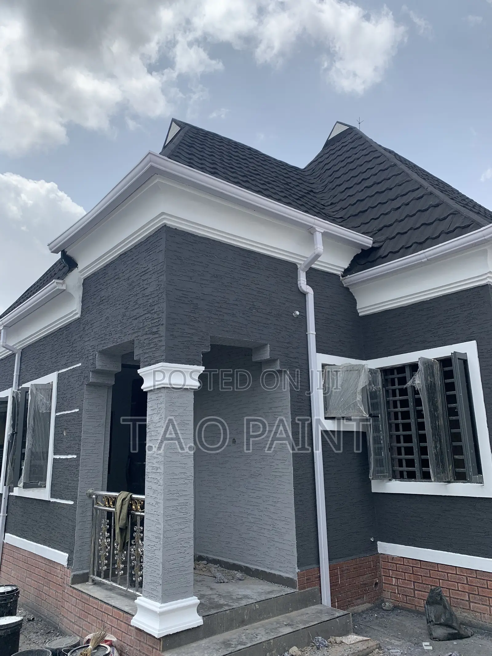 Gravitex Paint