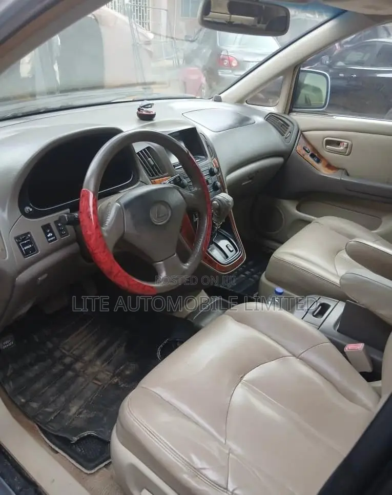 Lexus RX 300 2WD 2000 Blue