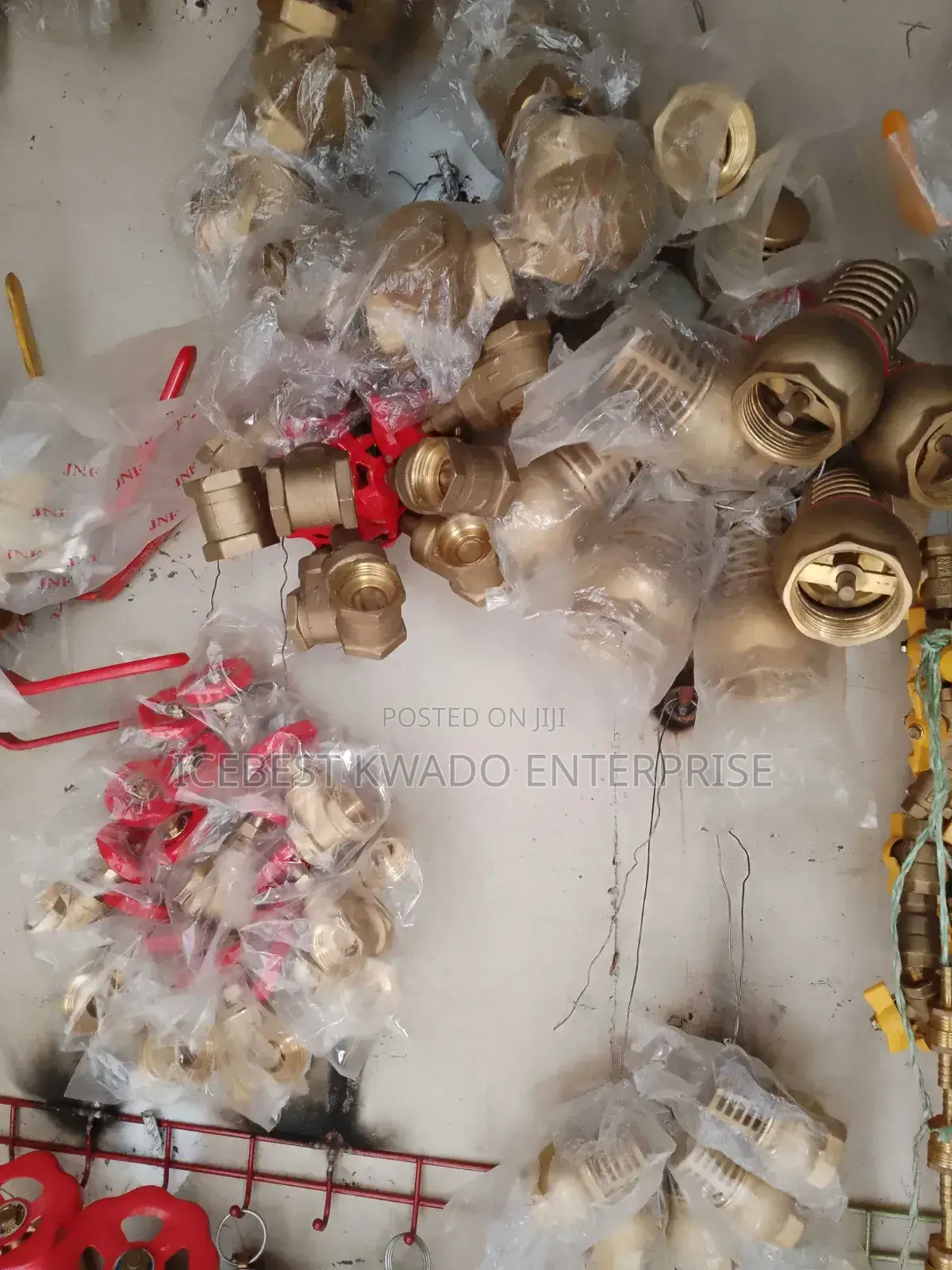 All Kinds of Brass and Stainless Steel Valve