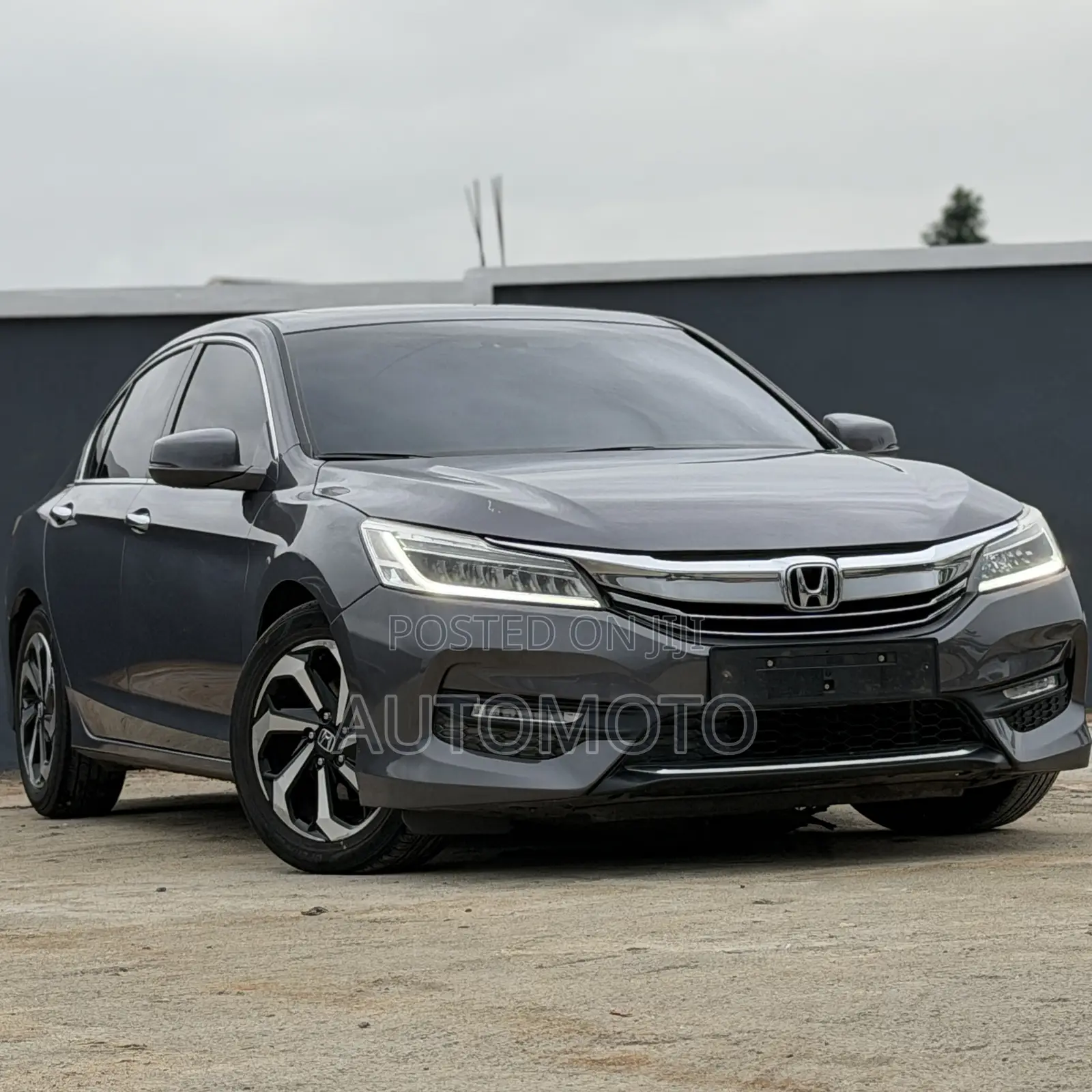 Honda Accord EX-L 4dr Sedan FWD (2.4L 4cyl 2A) 2016 Gray
