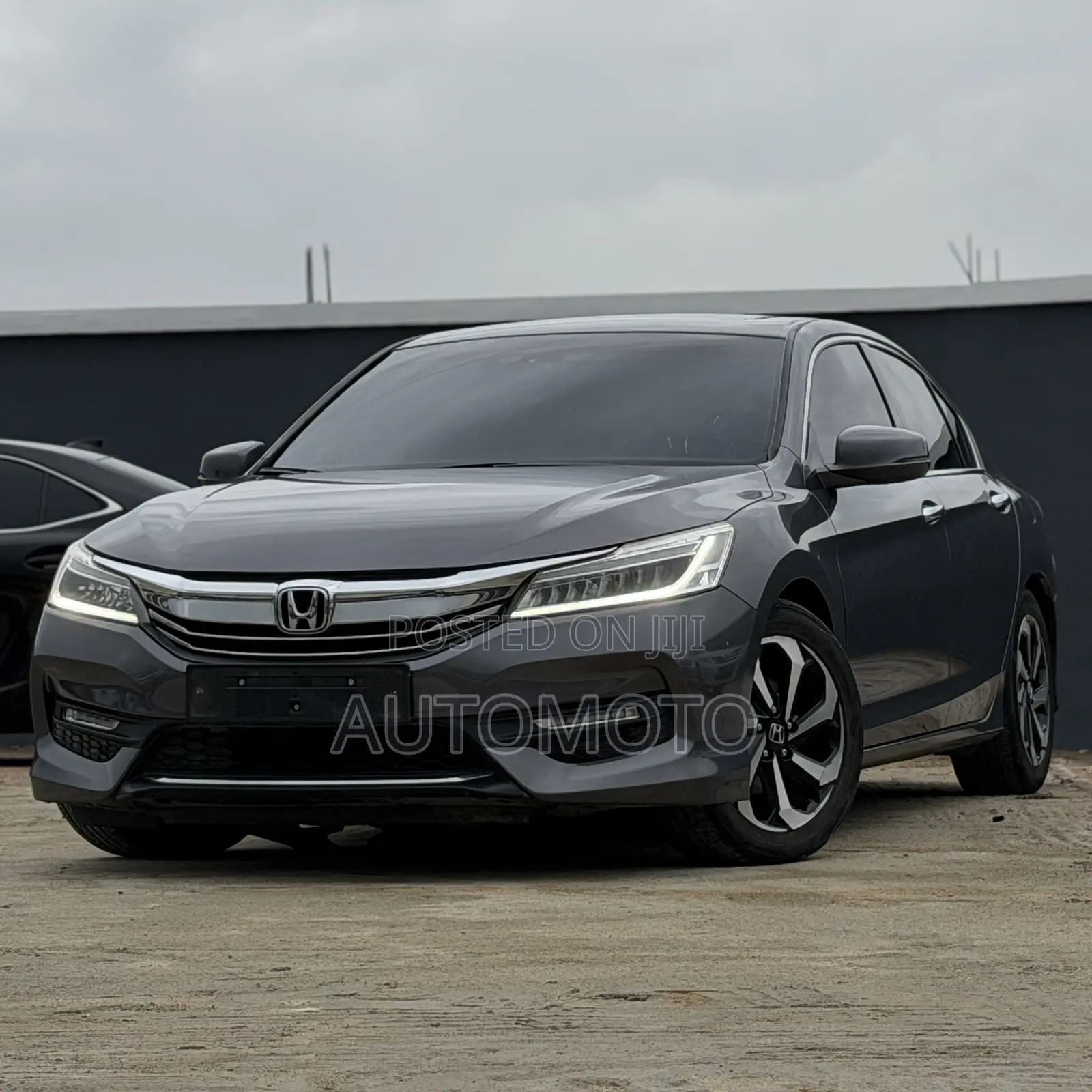 Honda Accord EX-L 4dr Sedan FWD (2.4L 4cyl 2A) 2016 Gray