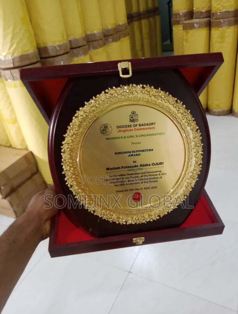 Wooden Box Award Octagon