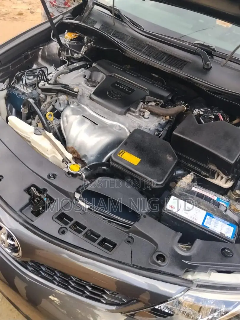 Toyota Camry 2012 Gray