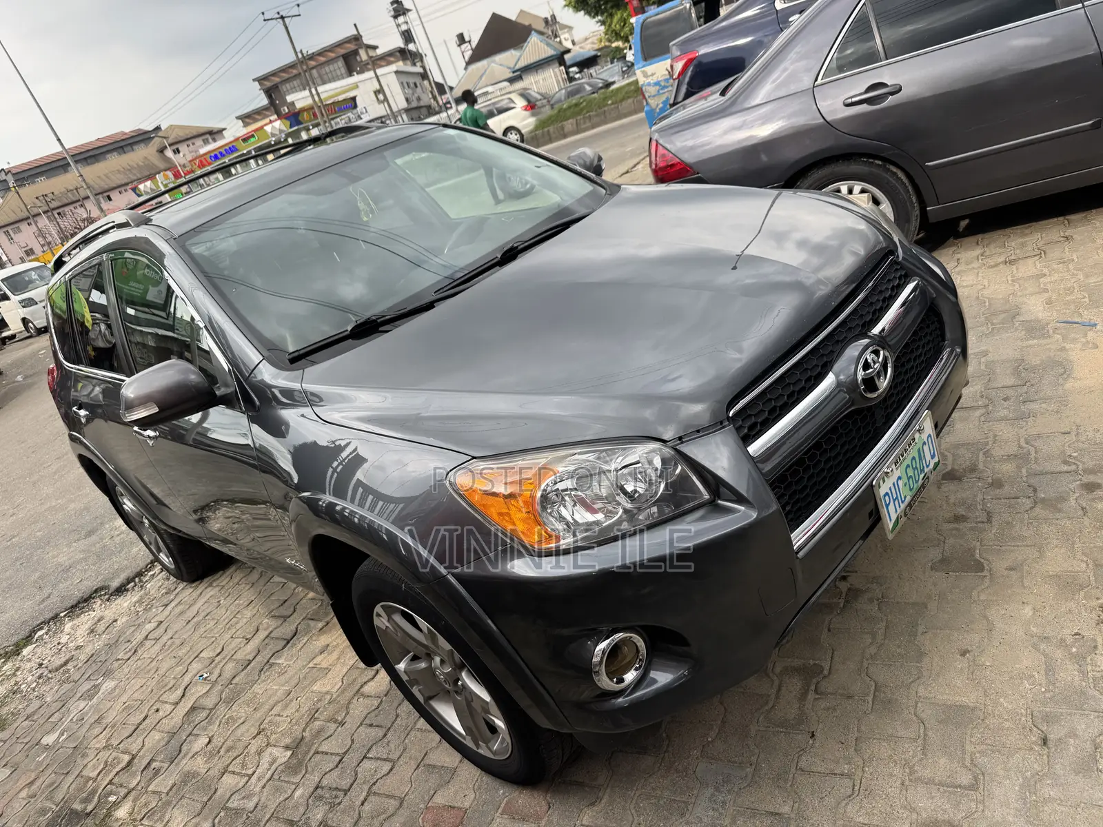 Toyota RAV4 3.5 Limited 4x4 2010 Gray