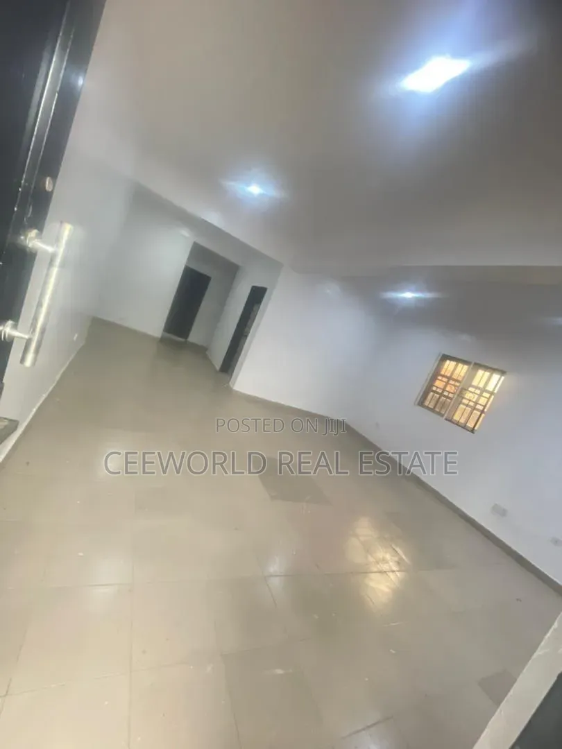 3bdrm Apartment in Iletuntun Nihort, Jericho for rent