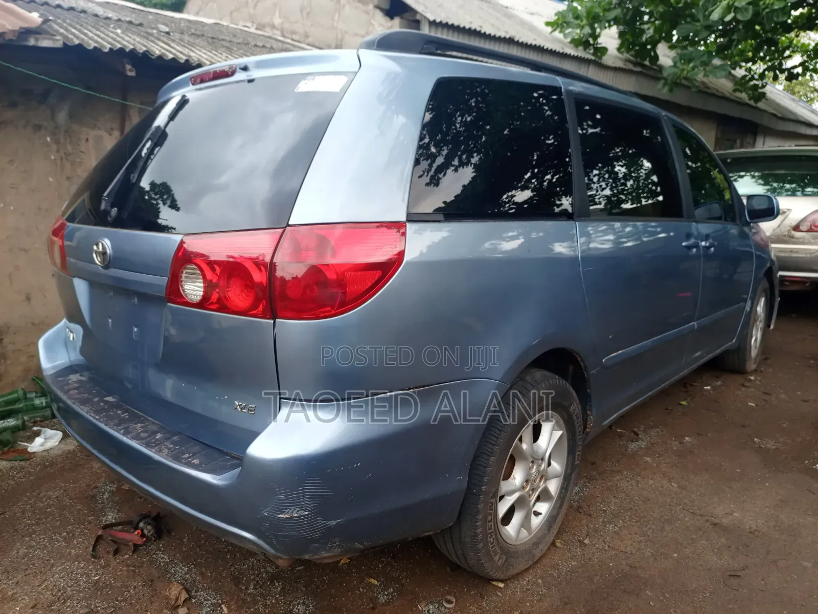 Toyota Sienna 2006 Blue