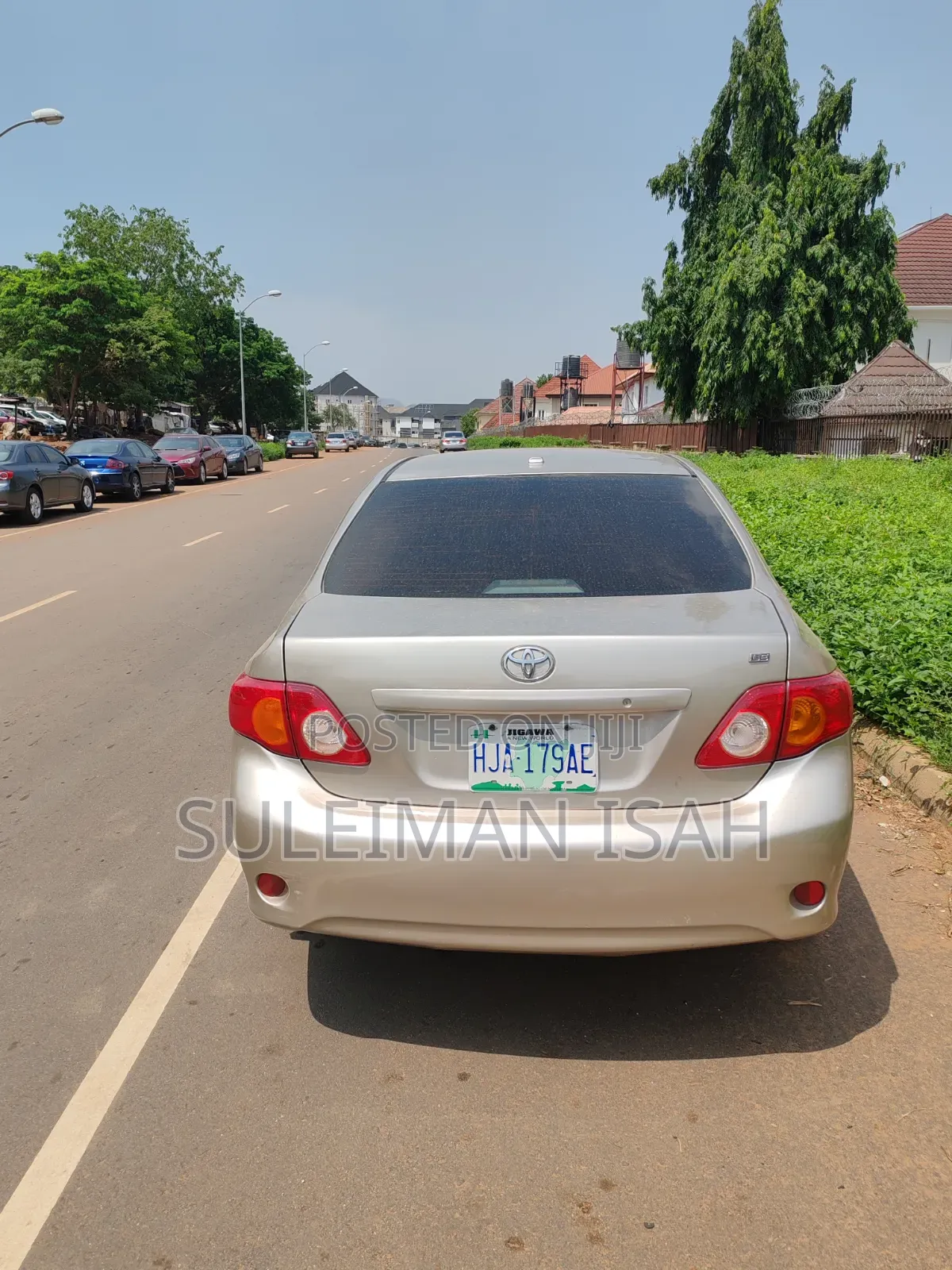 Toyota Corolla 2010 Gold