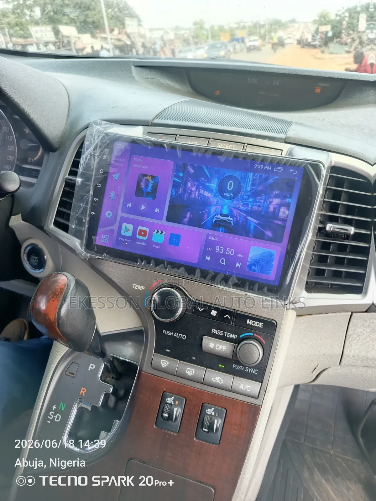 Android Screen for Venza With Reverse Camera and Google Maps