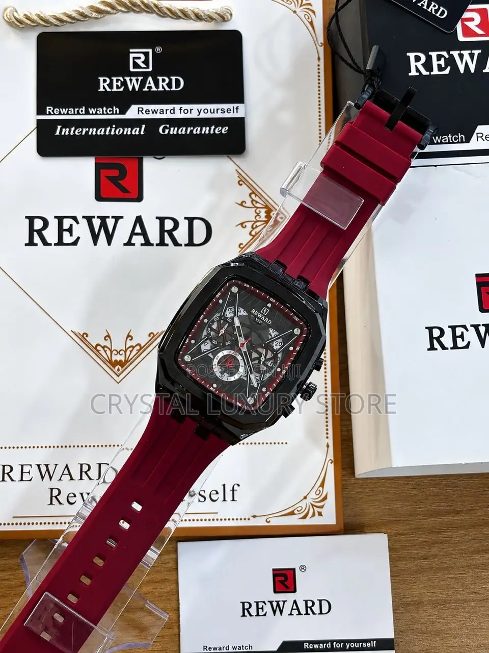 Reward Quality Men Rubber Strap Wristwatch