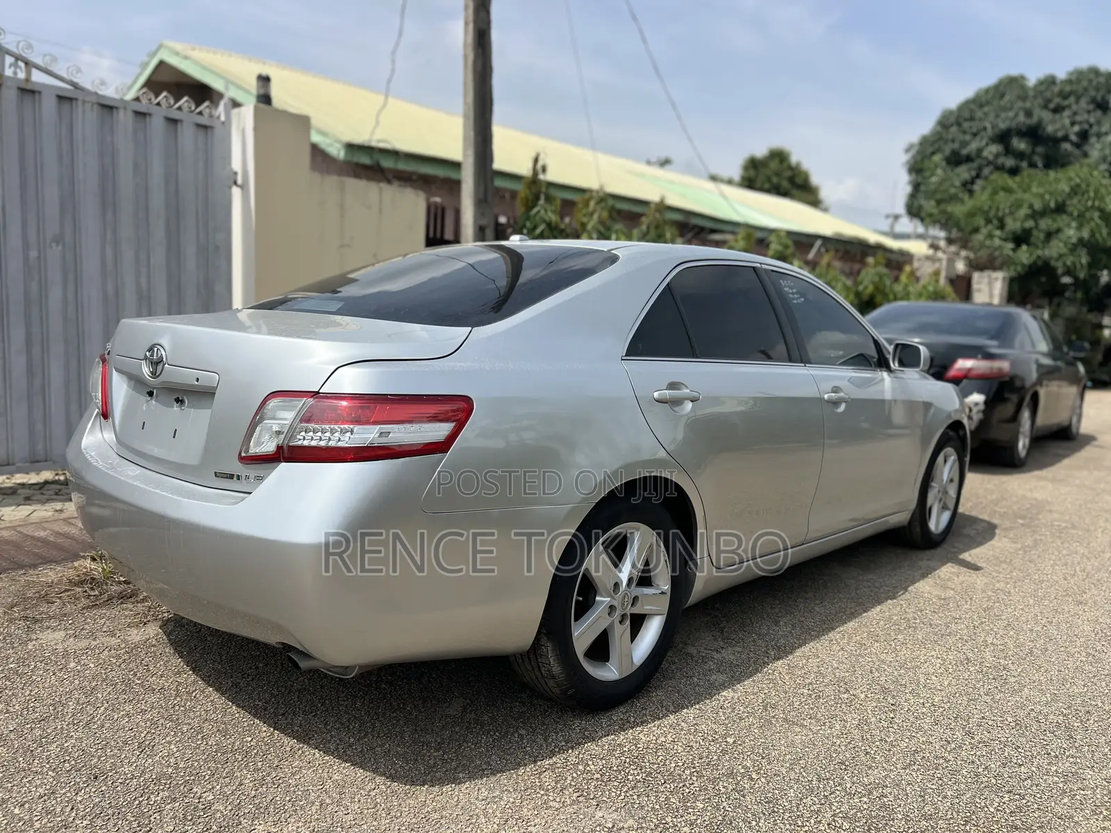 Toyota Camry 2011 Silver