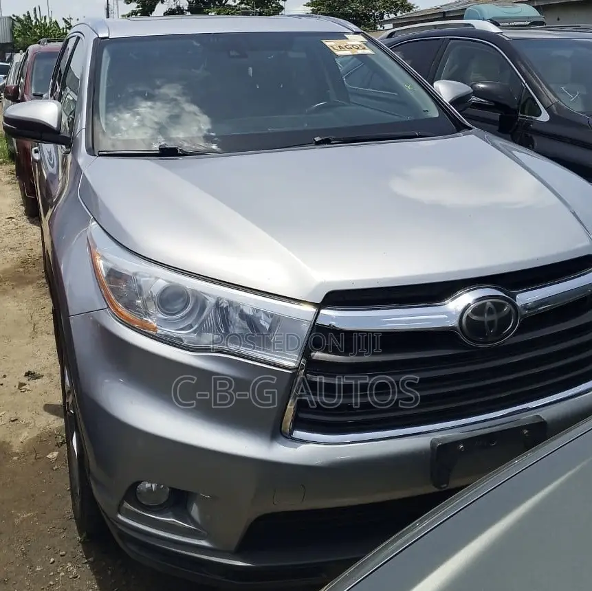 Toyota Highlander Limited 4dr SUV AWD (3.5L 6cyl 6A) 2015 Silver