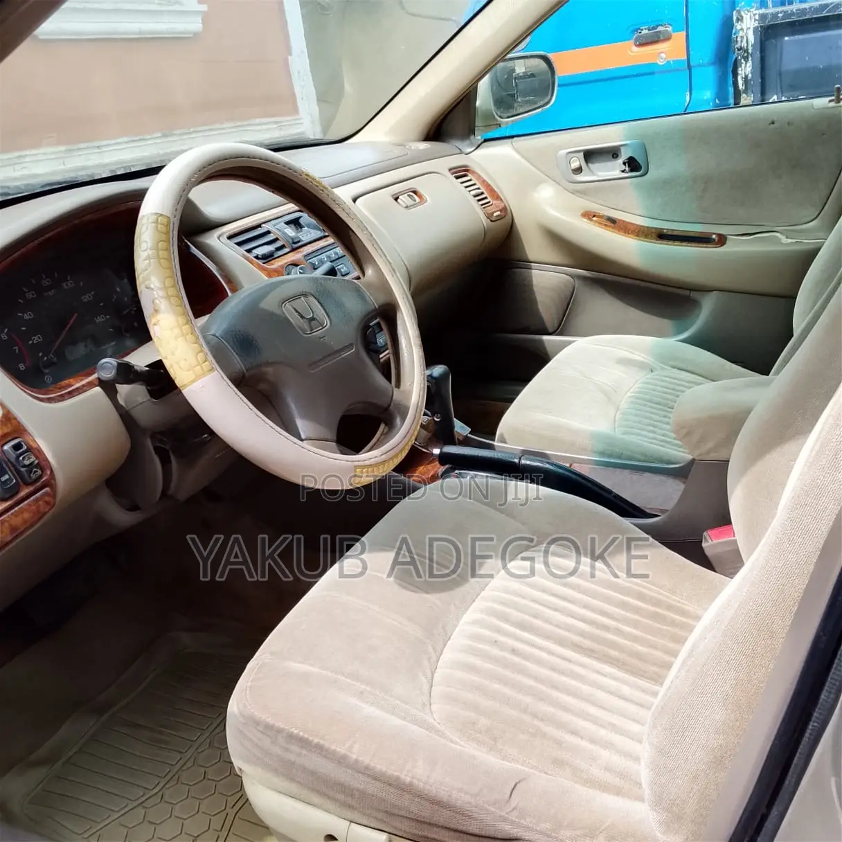 Honda Accord 2000 Silver