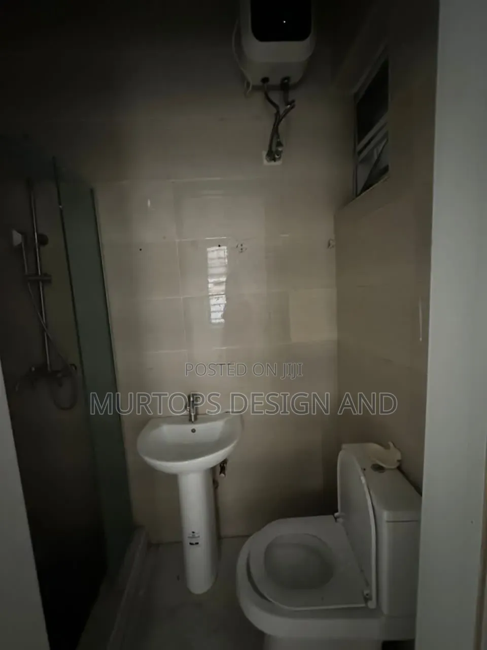 1bdrm Shared Apartment in Canal West, Lekki Phase 2 for rent