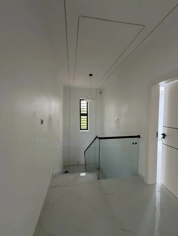 4bdrm Duplex in Ada George Port, New Layout for sale