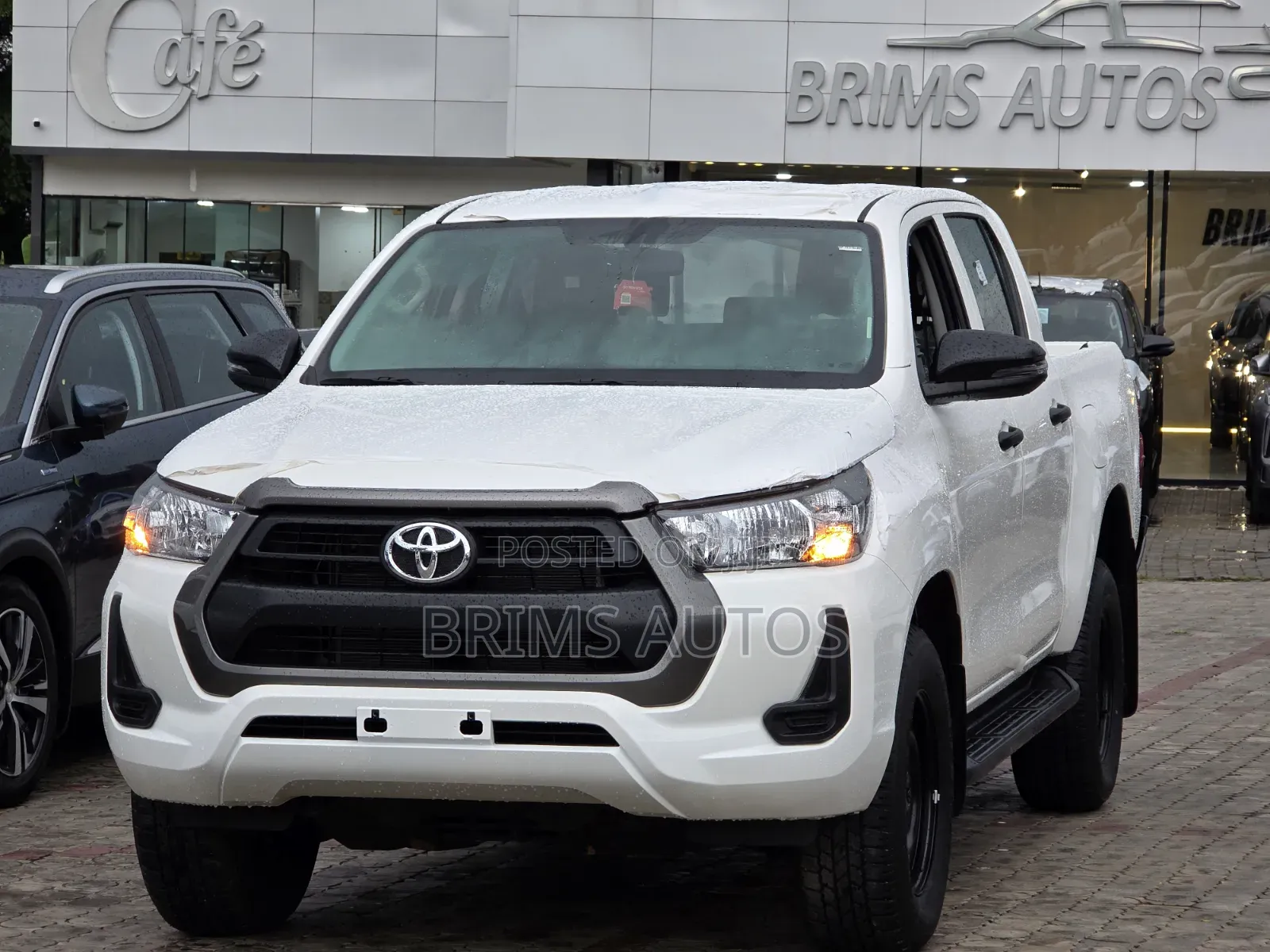New Toyota Hilux 2025 White