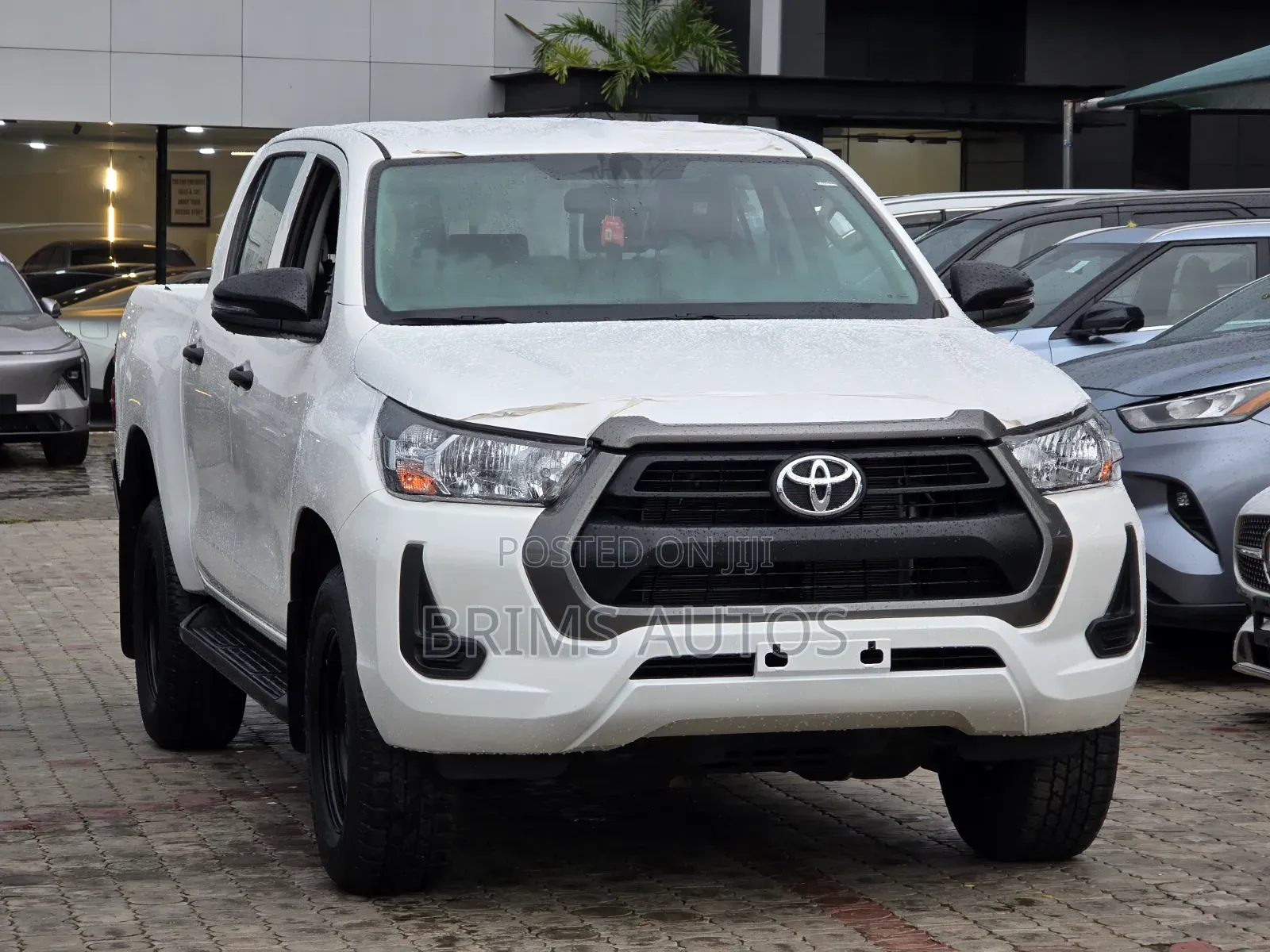 New Toyota Hilux 2025 White