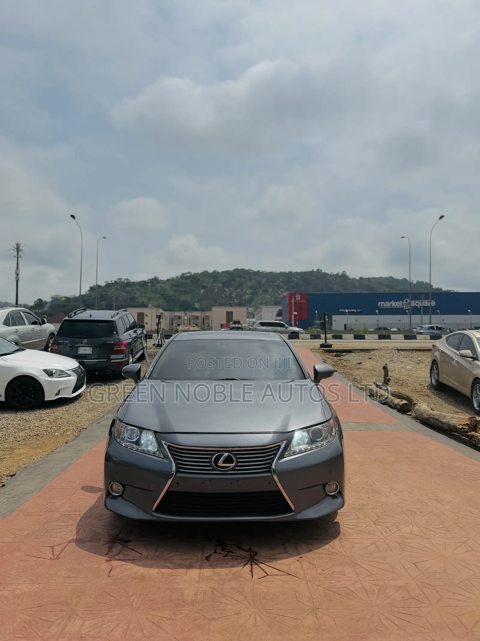 Lexus ES 350 FWD 2014 Gray