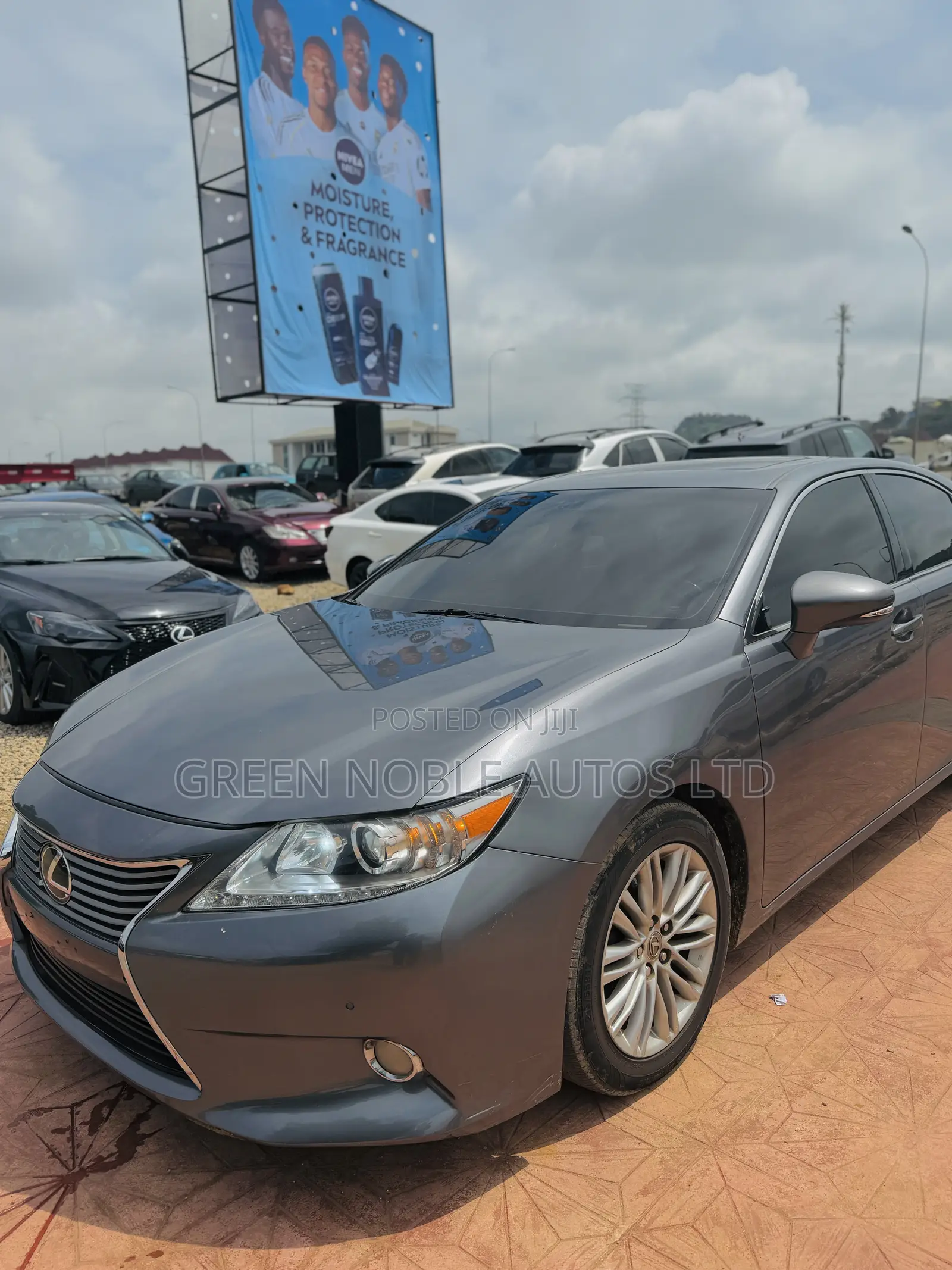 Lexus ES 350 FWD 2014 Gray
