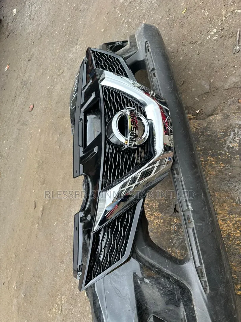 Front Grill Nissan Xtrail 015