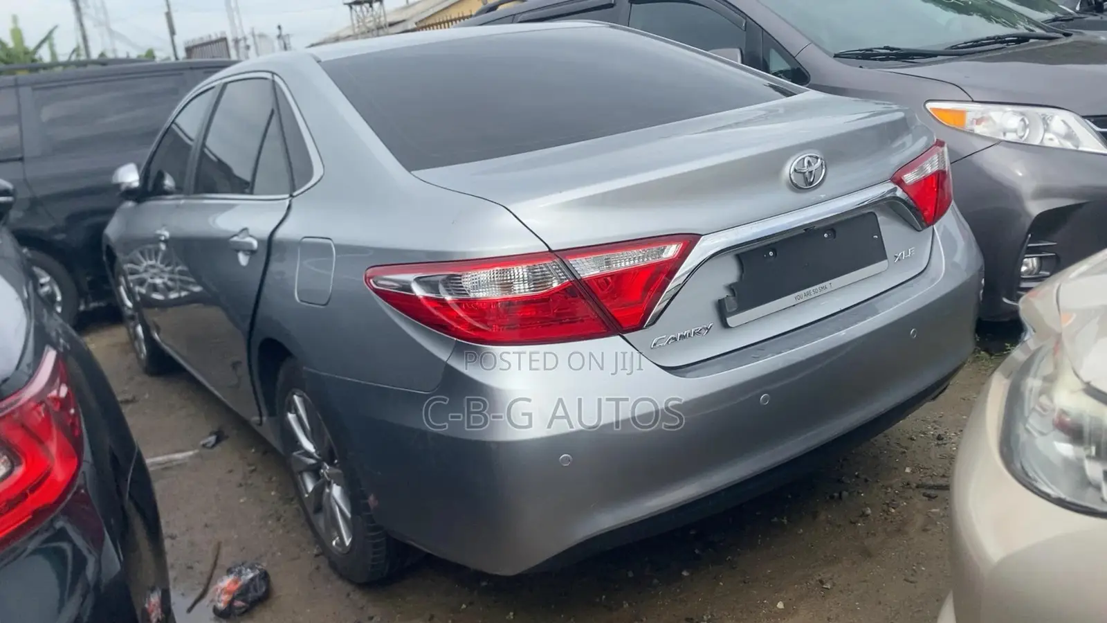 Toyota Camry XLE 4dr Sedan (2.5L 4cyl 6A) 2017 Silver