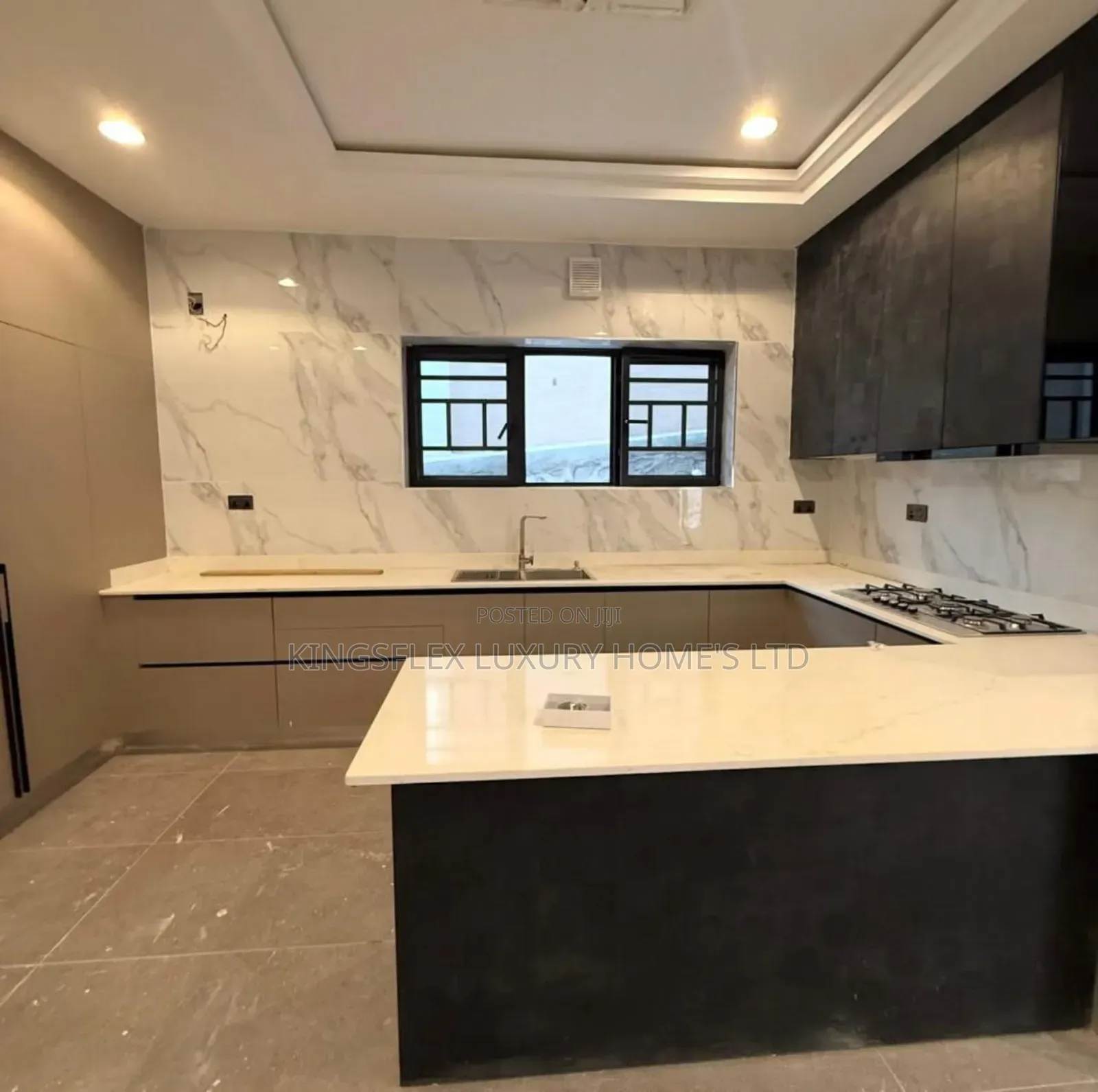 6bdrm Duplex in Estate, Katampe Extension for sale