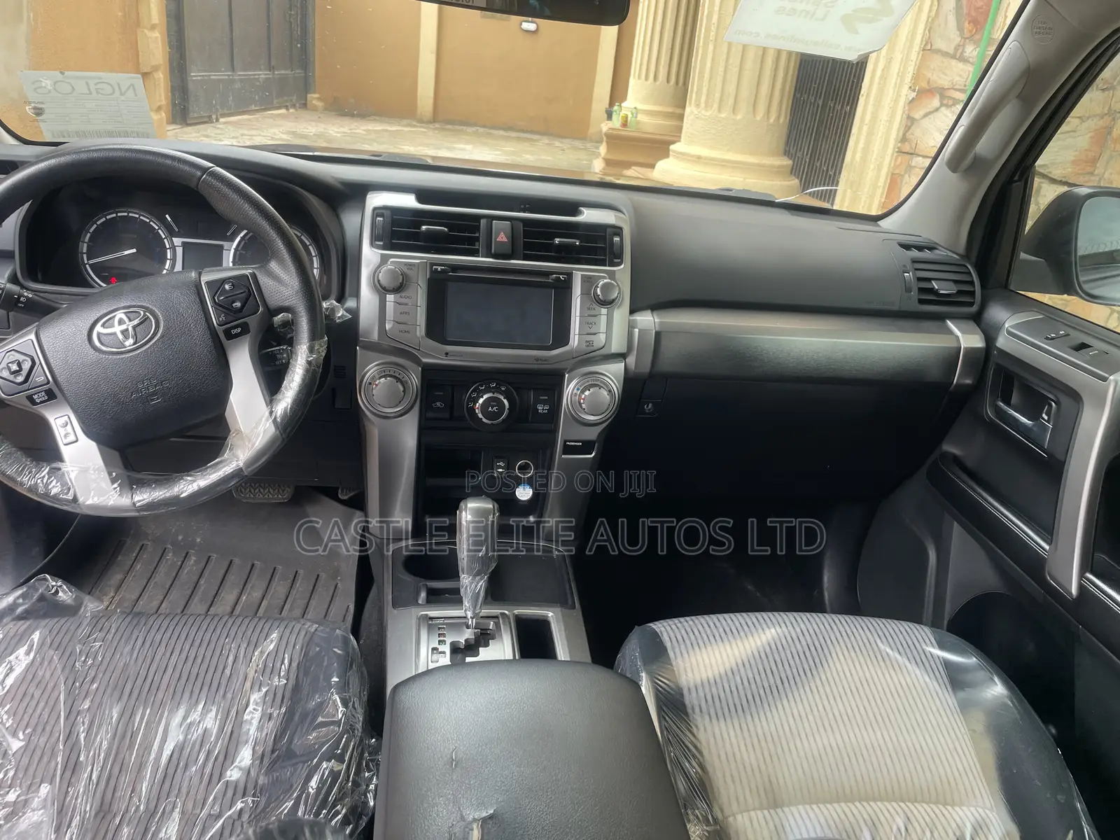 Toyota 4-Runner SR5 4dr SUV 4WD (4.0L 6cyl 5A) 2015 Black