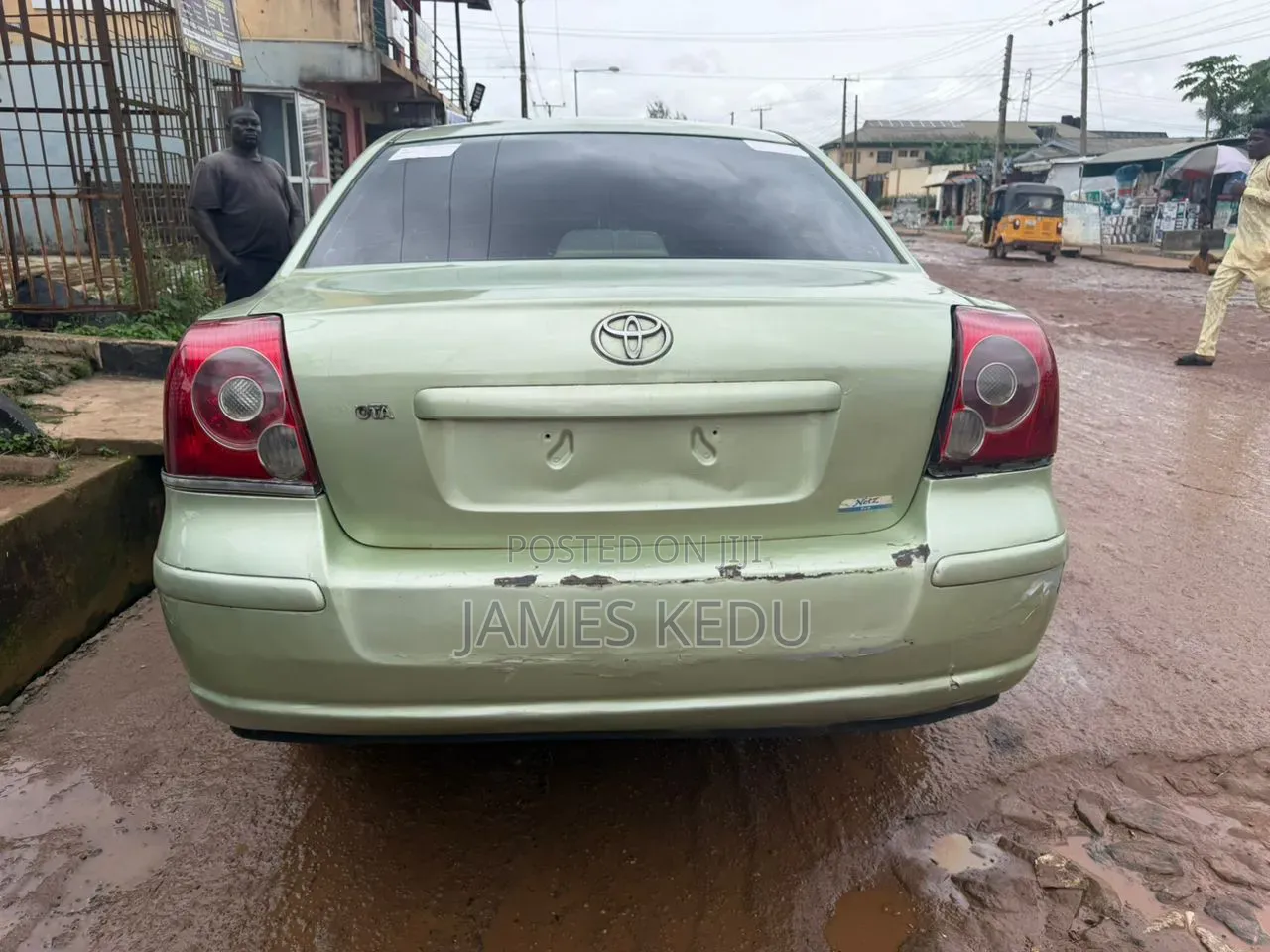 Toyota Avensis 2003 Green