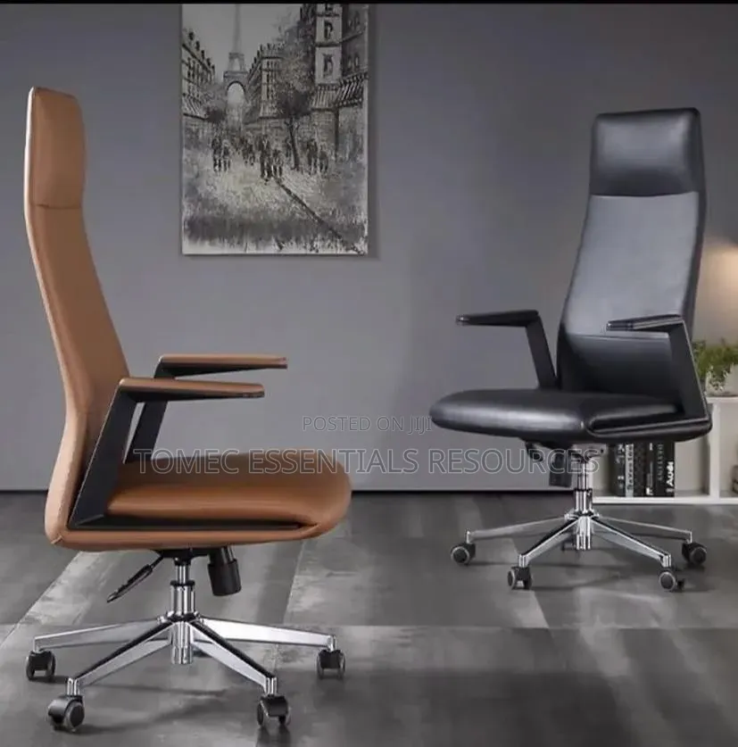 High Back Swivel and Swinging Office/Boardroom Chair