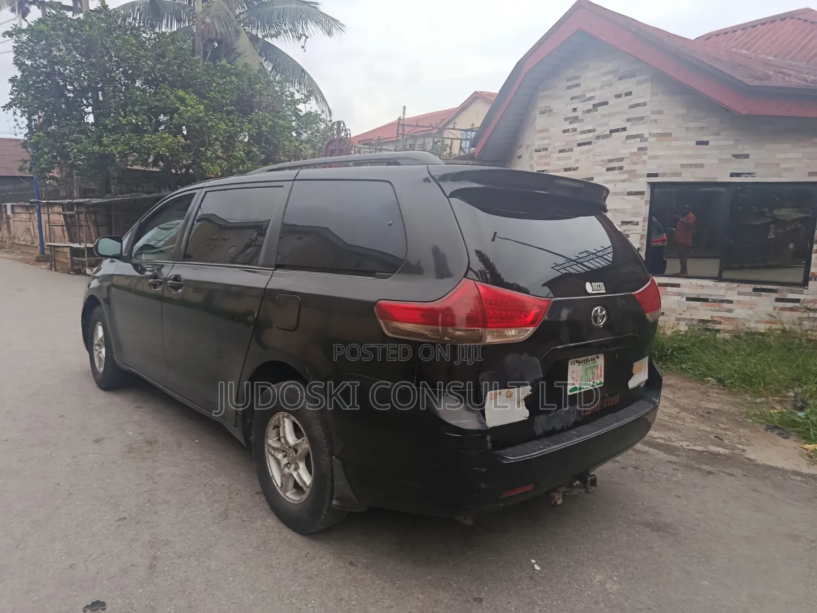 Toyota Sienna 2013 Black