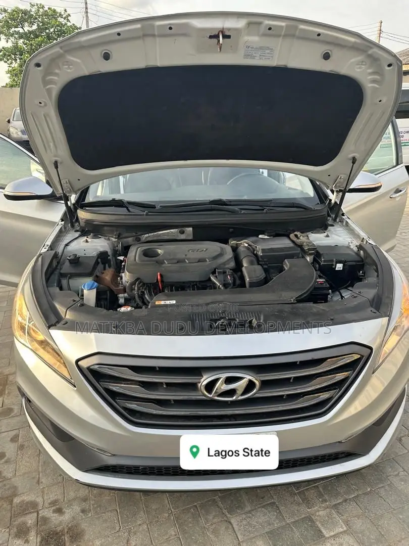 Hyundai Sonata SE 2016 Silver