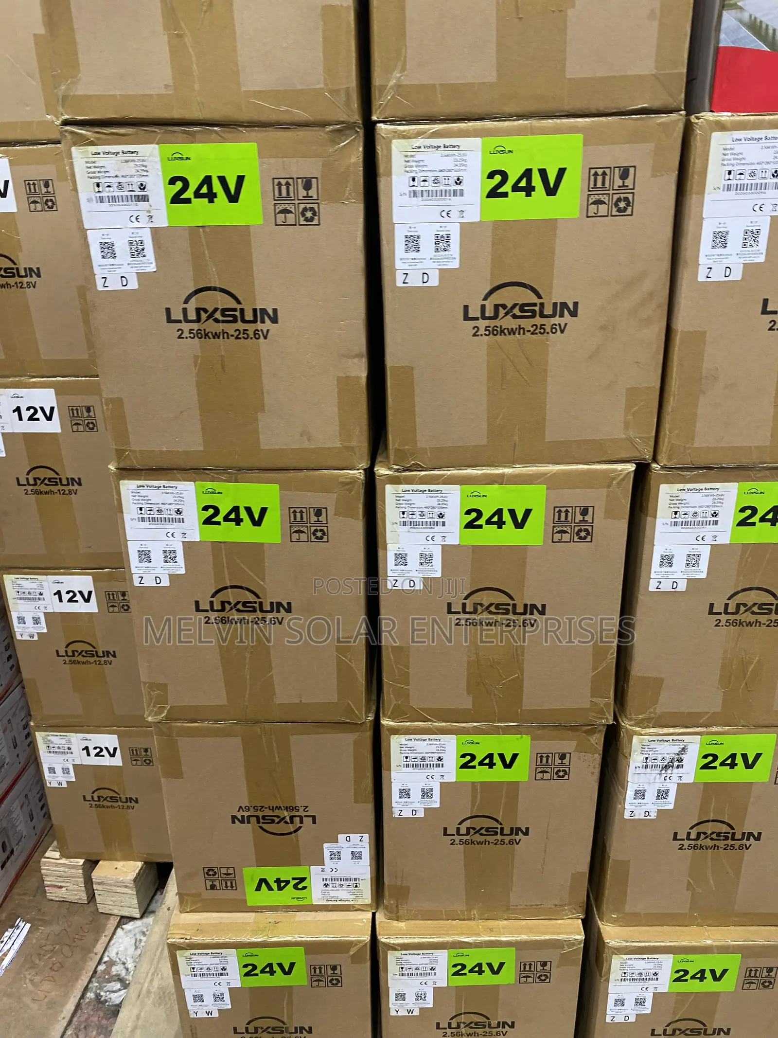 2.56kwh 24v Luxsun Solar Hybrid Inverter Available in Store Now