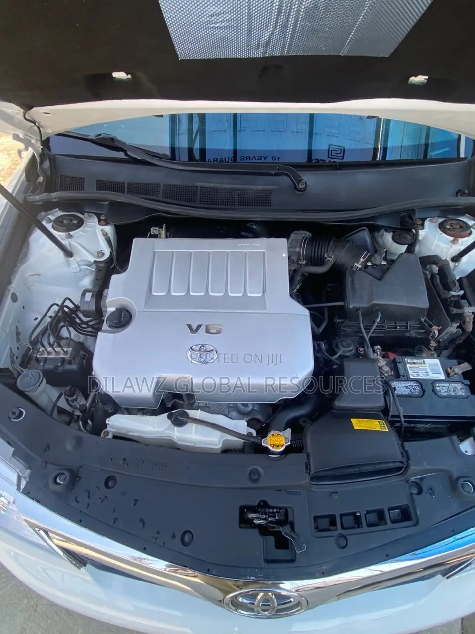 Toyota Camry XLE V6 4dr Sedan (3.5L 6cyl 6A) 2012 White