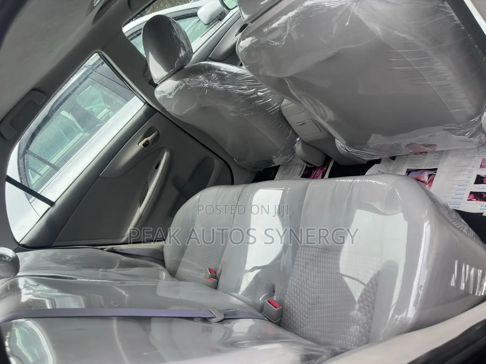 Toyota Corolla LE 4dr Sedan (1.8L 4cyl 4A) 2010 Gray